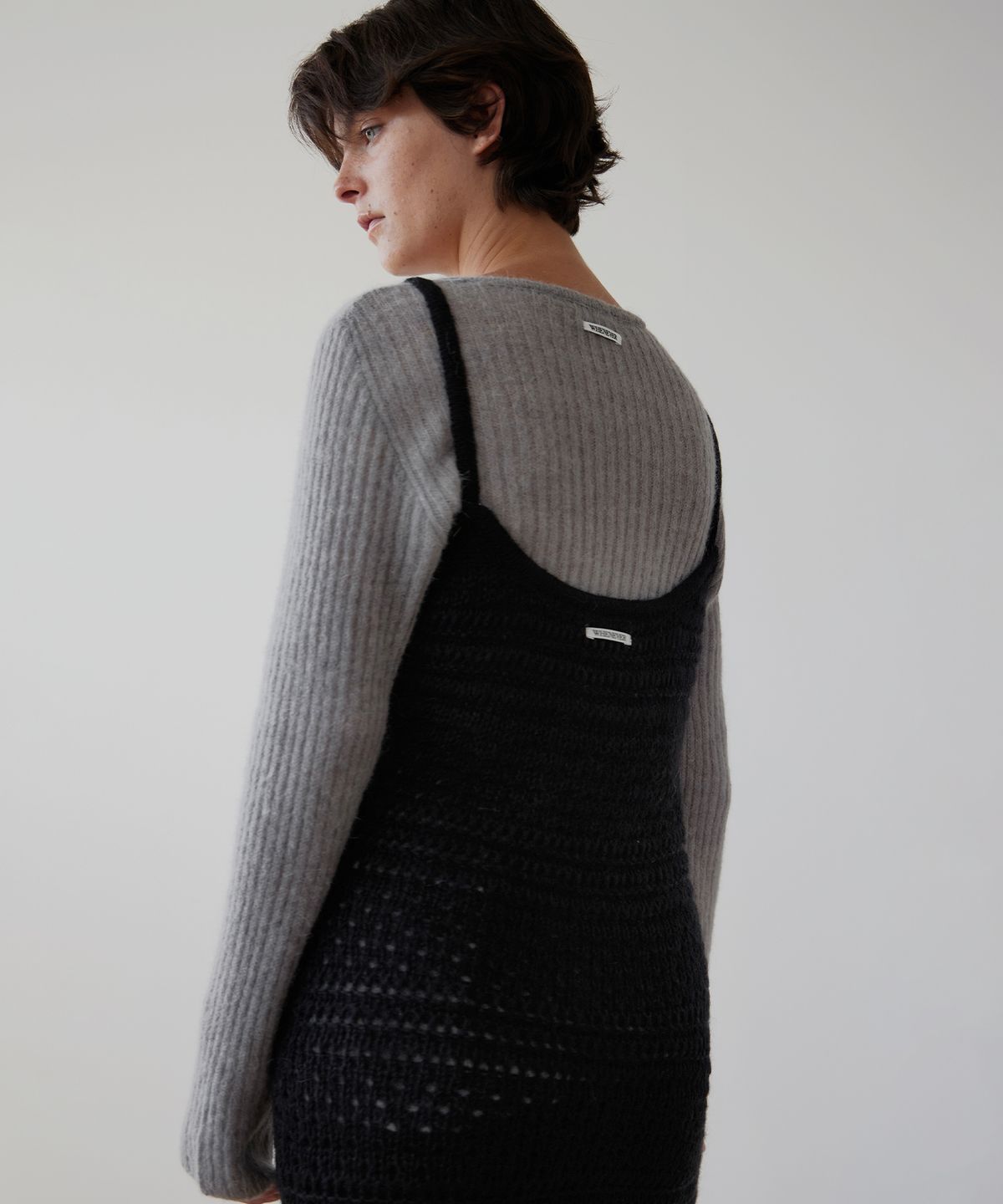 르바(LEVAR) Alpaca Ribbed Pure Knit - Charcoal