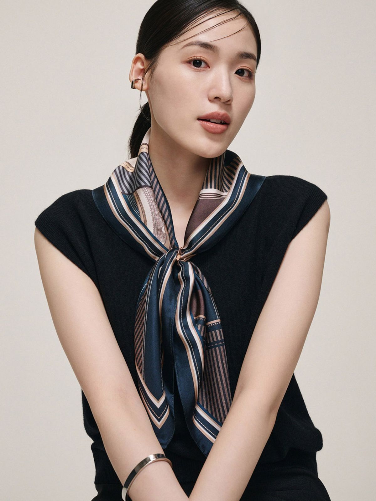 생럭슈(SAINTLUXURE) 메이트 네이비