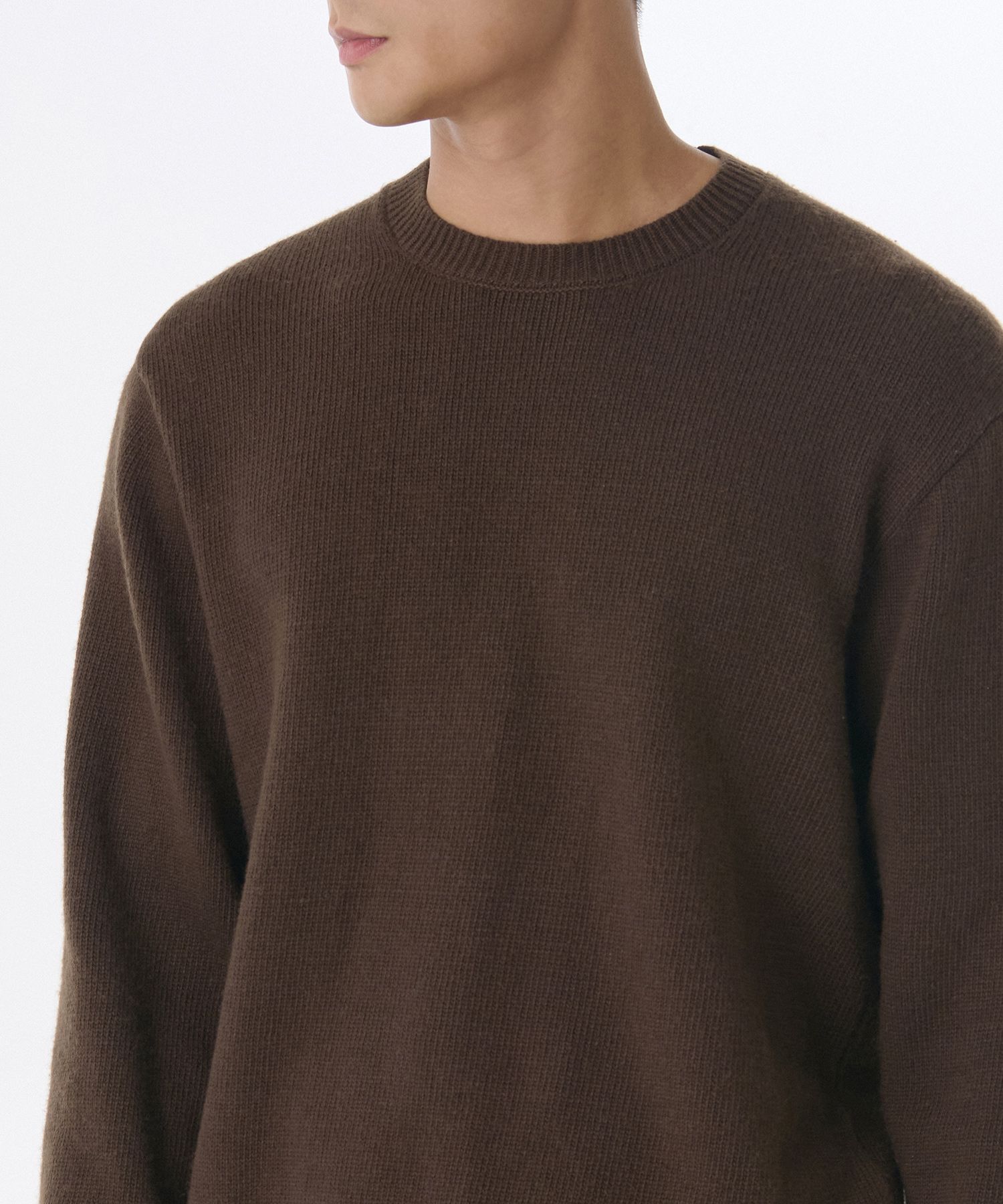 MUSINSA | MUSINSA STANDARD Essential Crew Neck Knit [Brown]