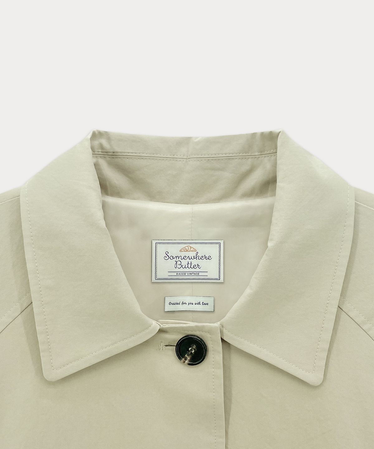 썸웨어버터(SOMEWHEREBUTTER) Margaret Half Trench Coat - Beige