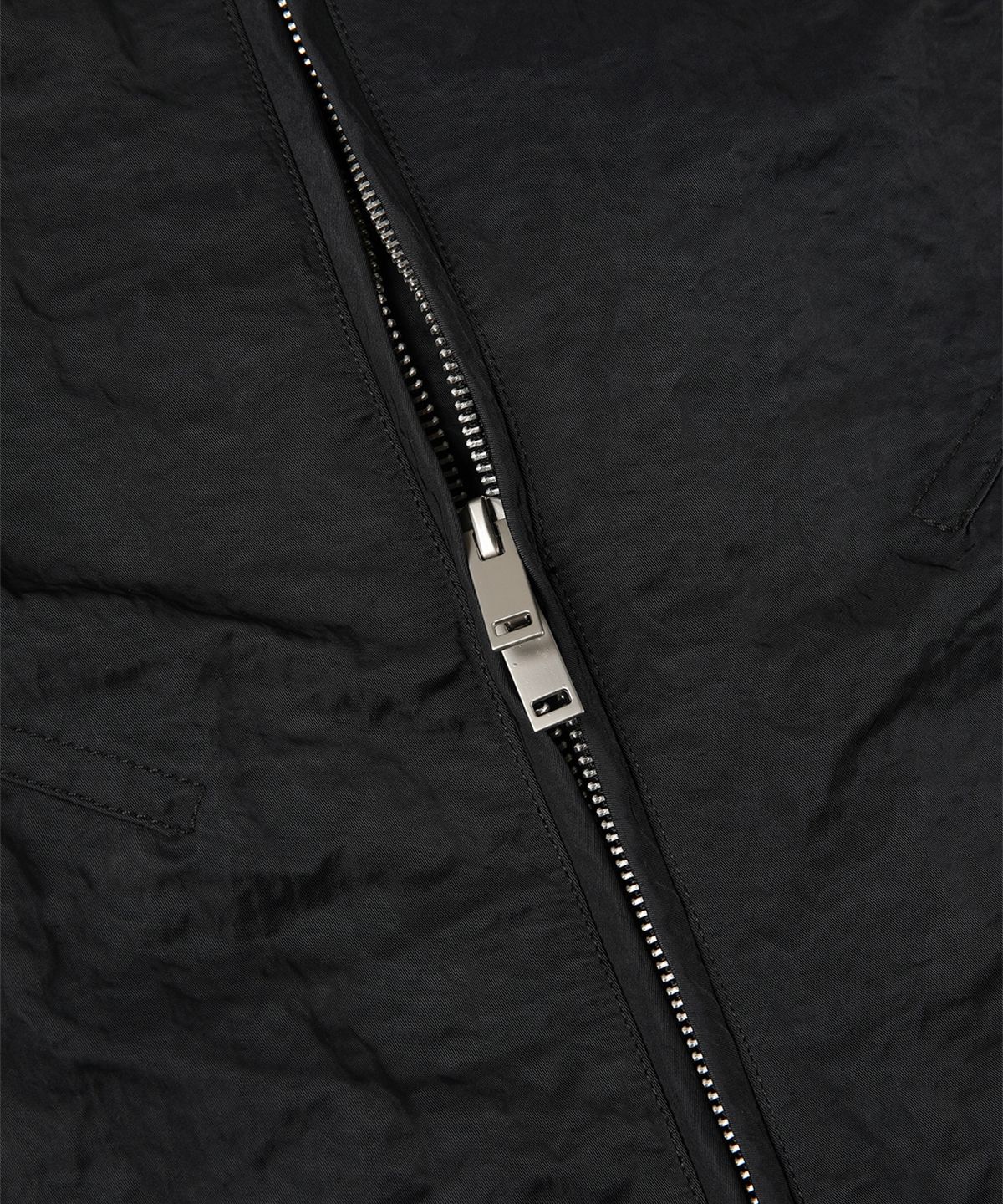 빠니깔레(PANICALE) 블랙 나일론 링클 블루종 점퍼
