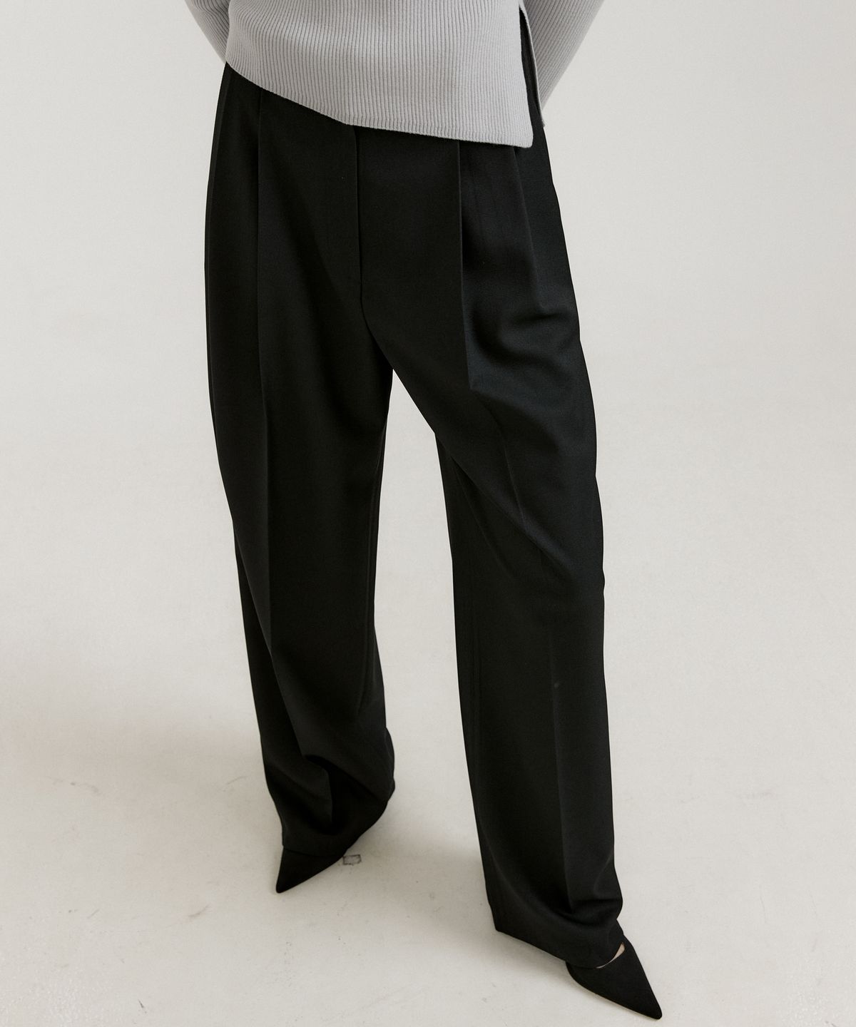 오떼뜨(OCTETTE) DEAR TWO TUCK TROUSER_2COLOR