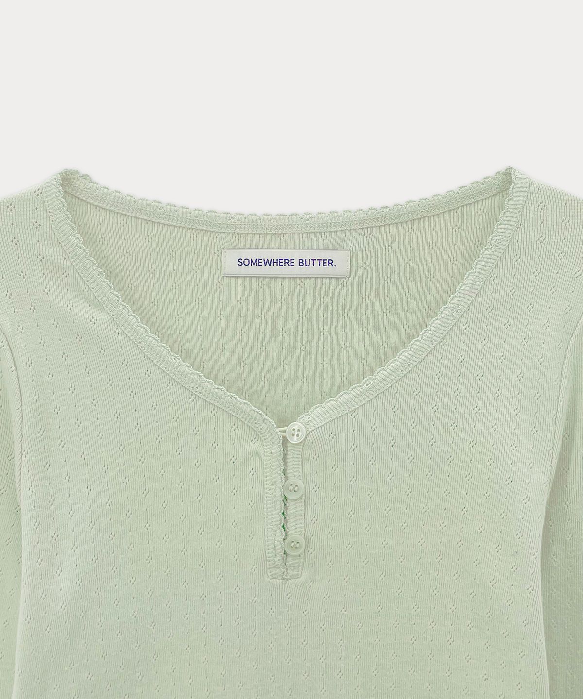 썸웨어버터(SOMEWHEREBUTTER) Lace Button Long Top - Mint