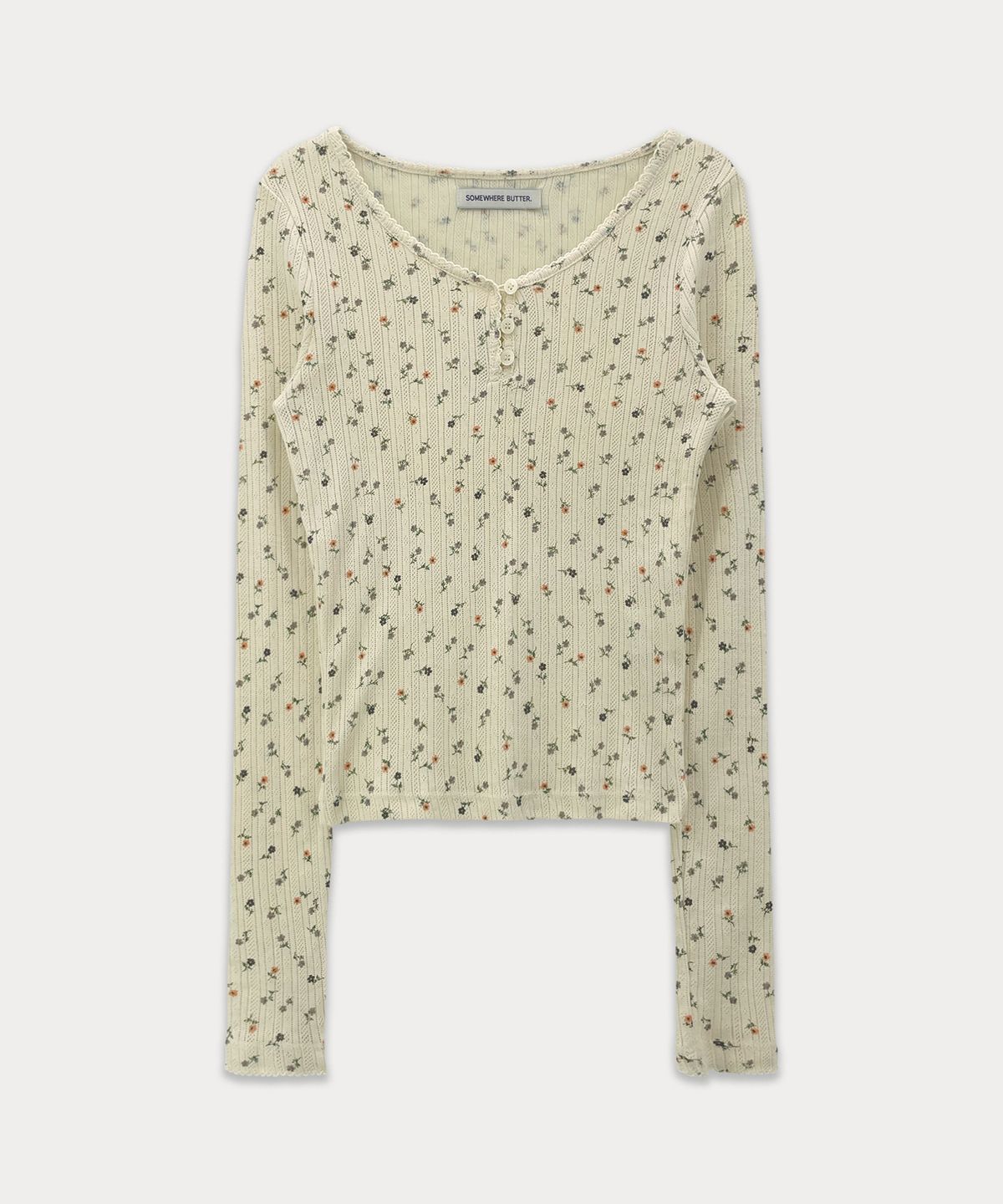 썸웨어버터(SOMEWHEREBUTTER) Flower Lace Button Long Top - Cream
