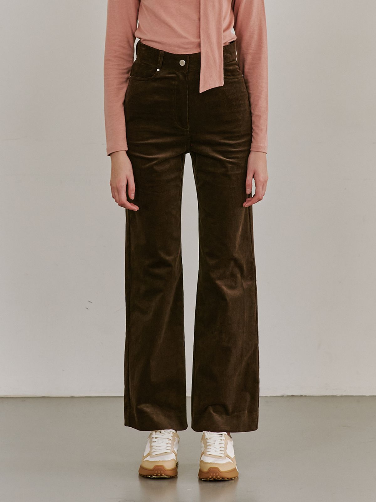 누브(NOUVE) Corduroy Straight Pants- Brown