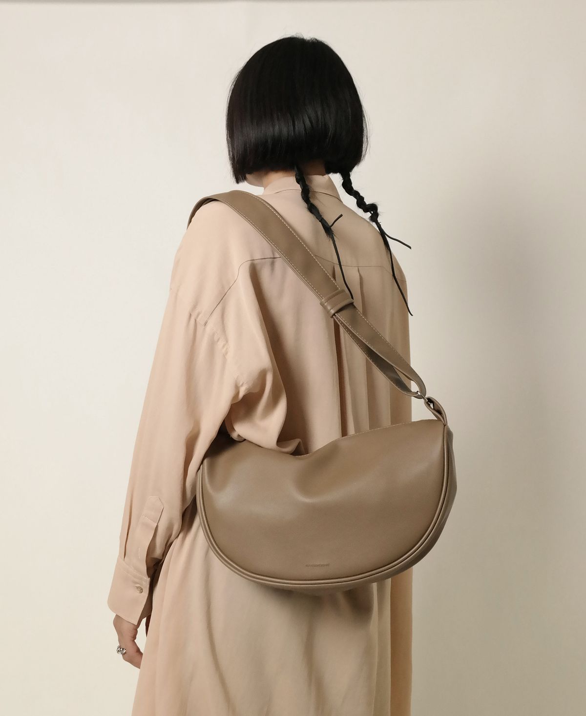 밋맷밋(MEETMETMEET) firefly camel