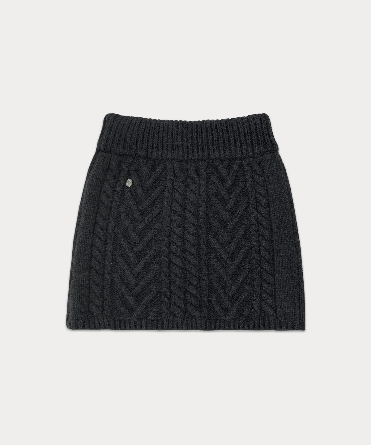 썸웨어버터(SOMEWHEREBUTTER) Colleen Cable Knit Skirt - Charcoal