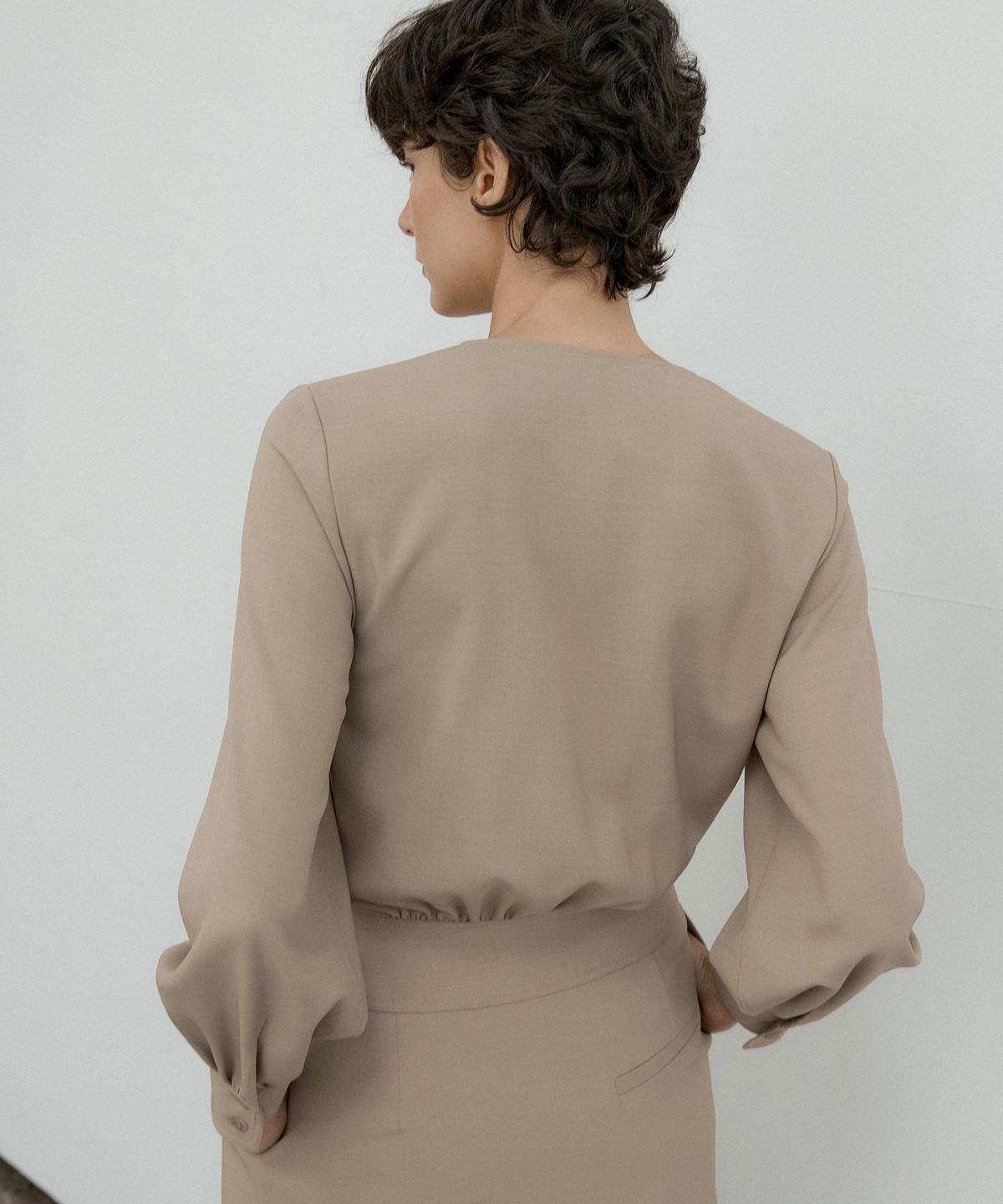 오떼뜨(OCTETTE) SOFT DOUBLE WRAP BLOUSE_2COLOR