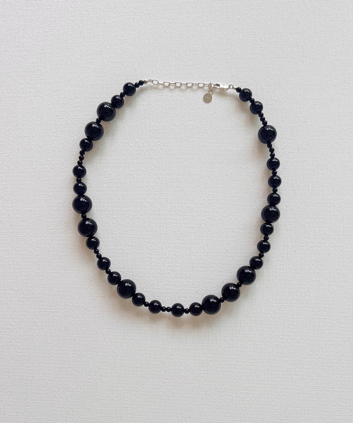 티에드(TIEDE) Harmonious Onyx Ball Necklace