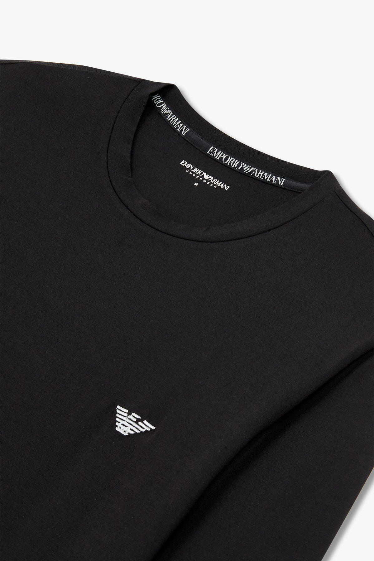 엠포리오 아르마니 언더웨어(EMPORIO ARMANI UNDERWEAR) 남성 이글 로고 롱 슬리브 라운지 티셔츠_블랙 0814336001
