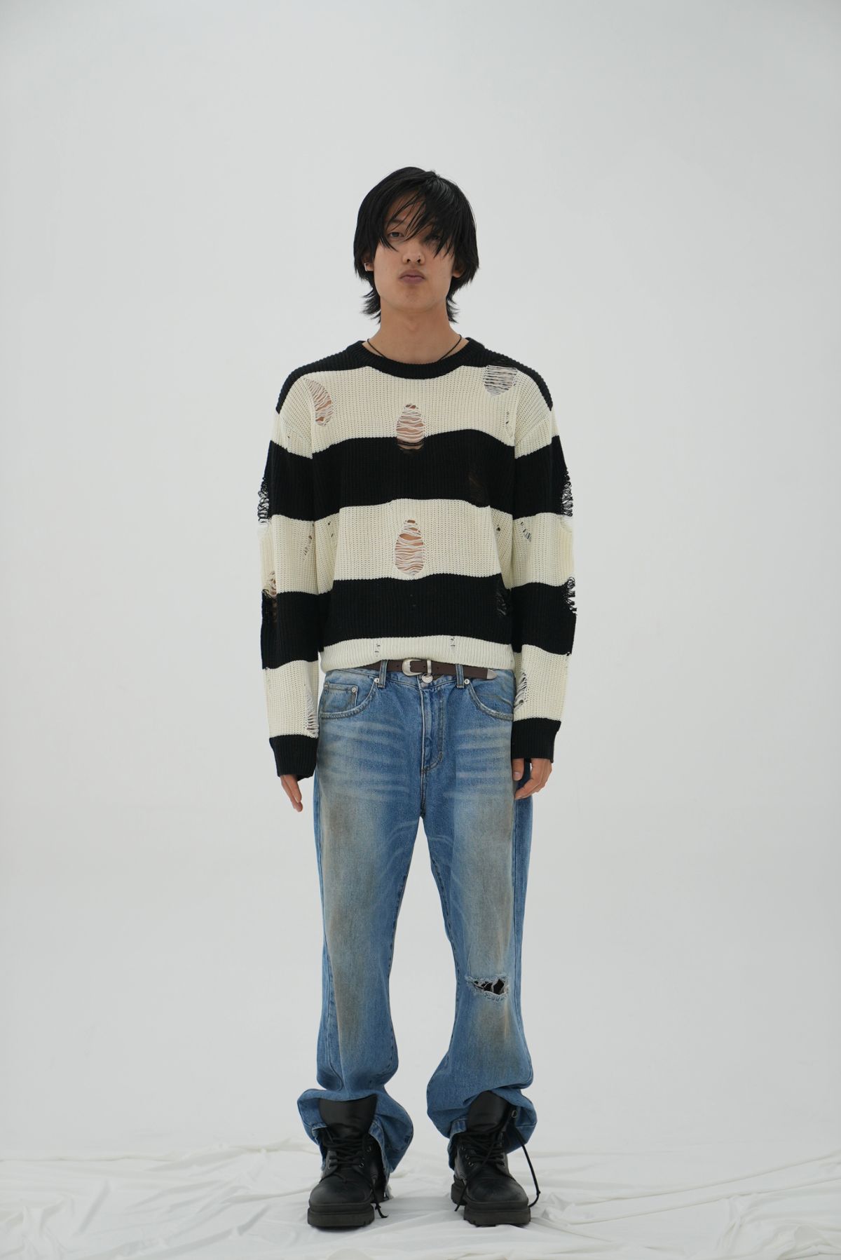 배드보이즈스포츠클럽(BADBOYSSPORTSCLUB) 302.0 : Ripped Sweater_Stripe