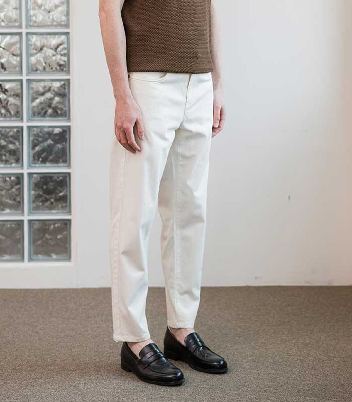 블랙브라운(BLACKBROWN) 테이퍼드핏  데님 팬츠 [IVORYCOTTONDENIM]