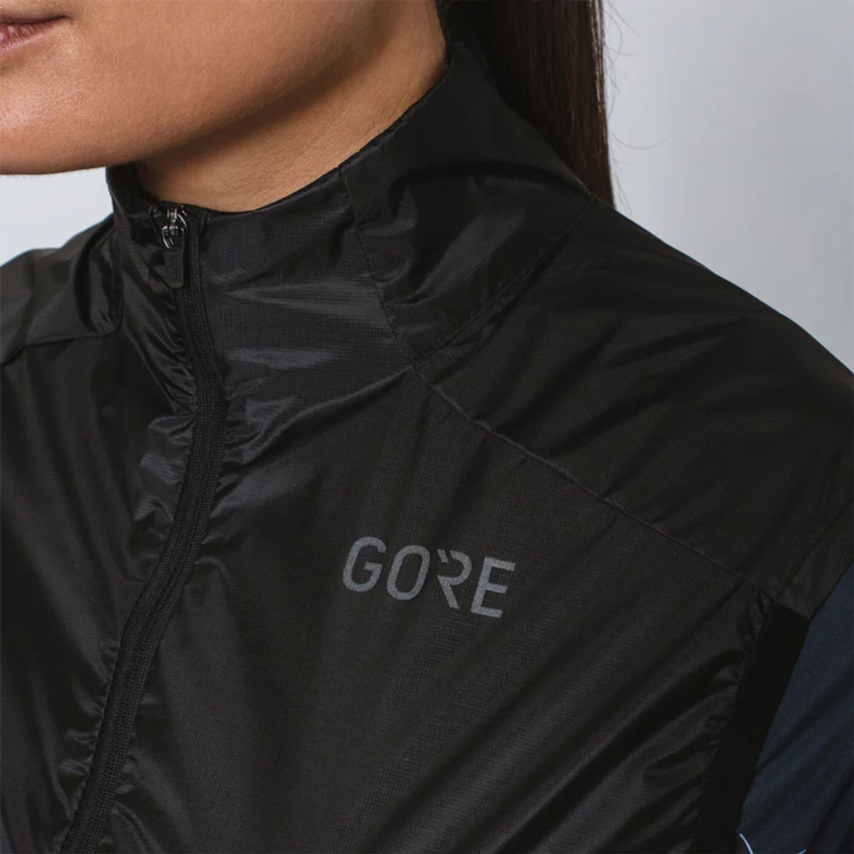 고어웨어(GOREWEAR) 윈드스토퍼 엠비언트 베스트 우먼 - 블랙 (여성용) 방풍 질렛