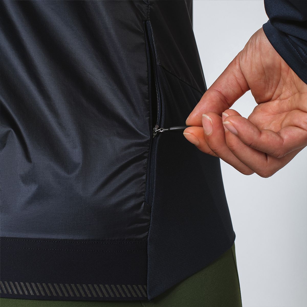 고어웨어(GOREWEAR) 윈드스토퍼 엠비언트 자켓 우먼 - 블랙 (여성용)