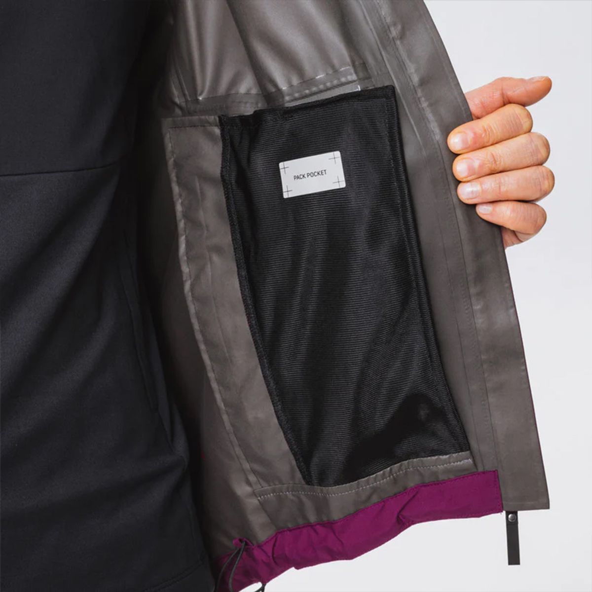 고어웨어(GOREWEAR) Gore-TEX 고어텍스 엔듀어 자켓 우먼 - 블랙 (여성용)