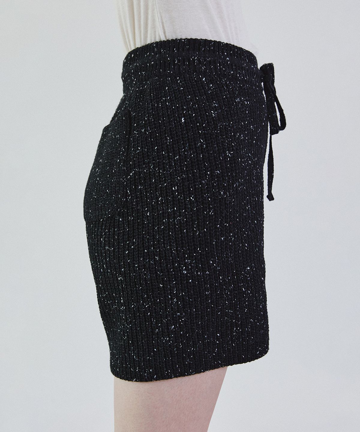 스텝어라운드(STEP AROUND) Nef wool knit half pants_BLACK