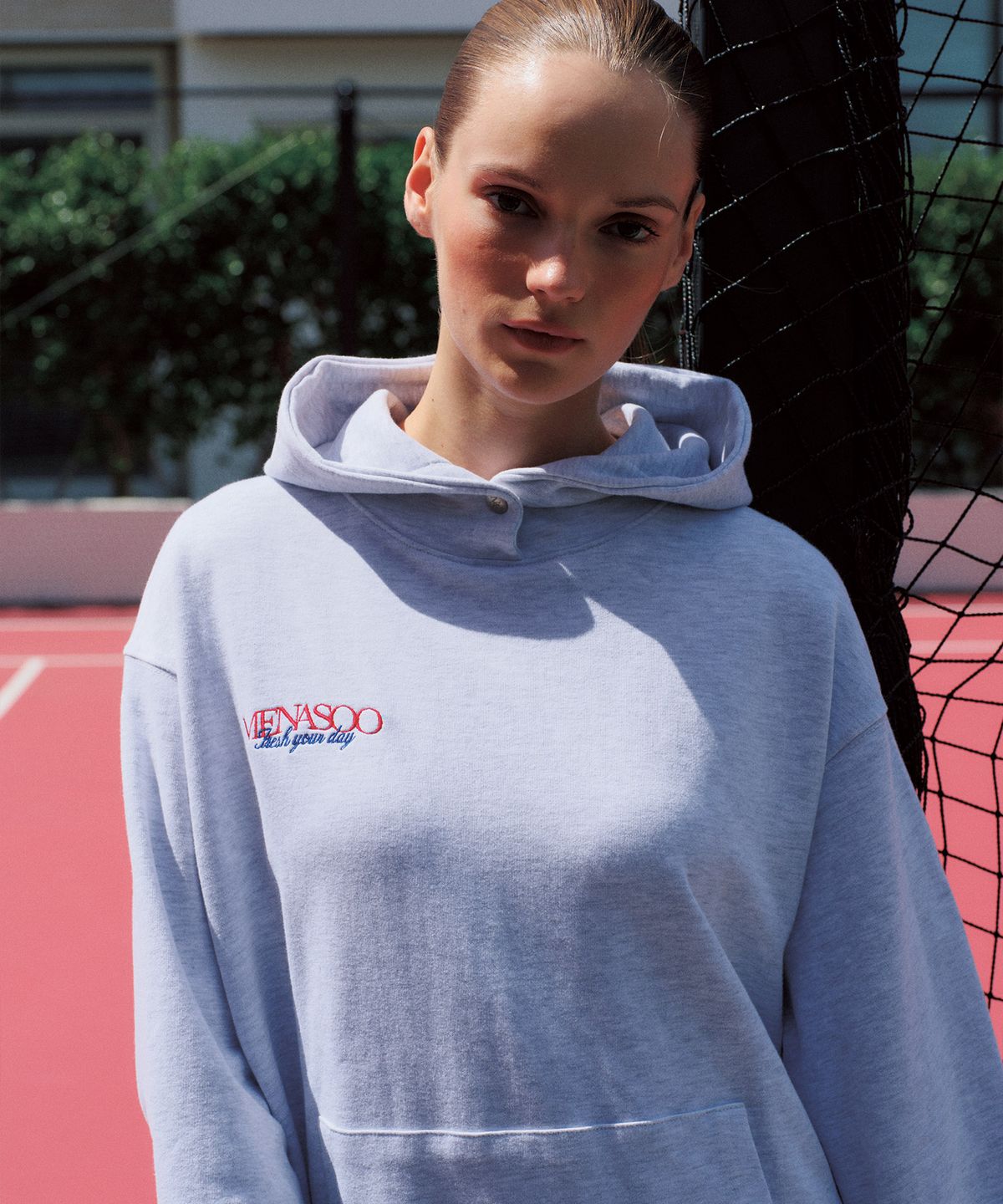 미나수(MENASOO) Menasoo Hearttrack Hoodie_5 Color