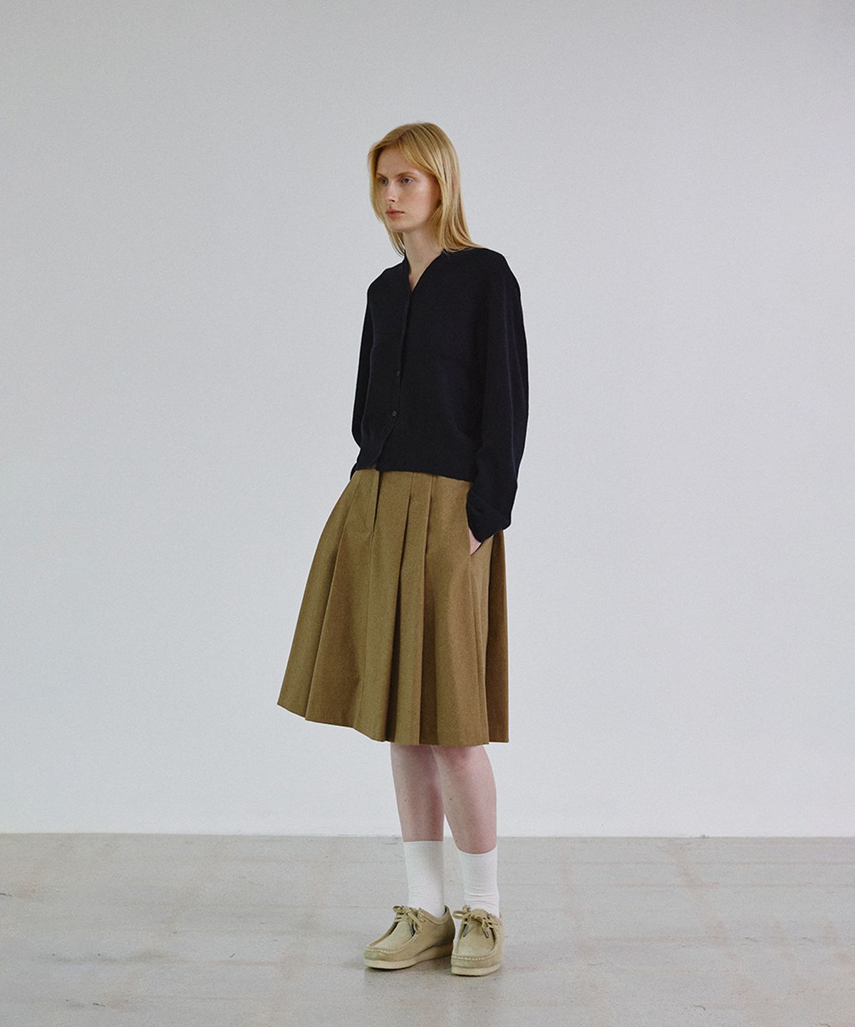 스텝어라운드(STEP AROUND) Pleats wool mid skirt_BROWN
