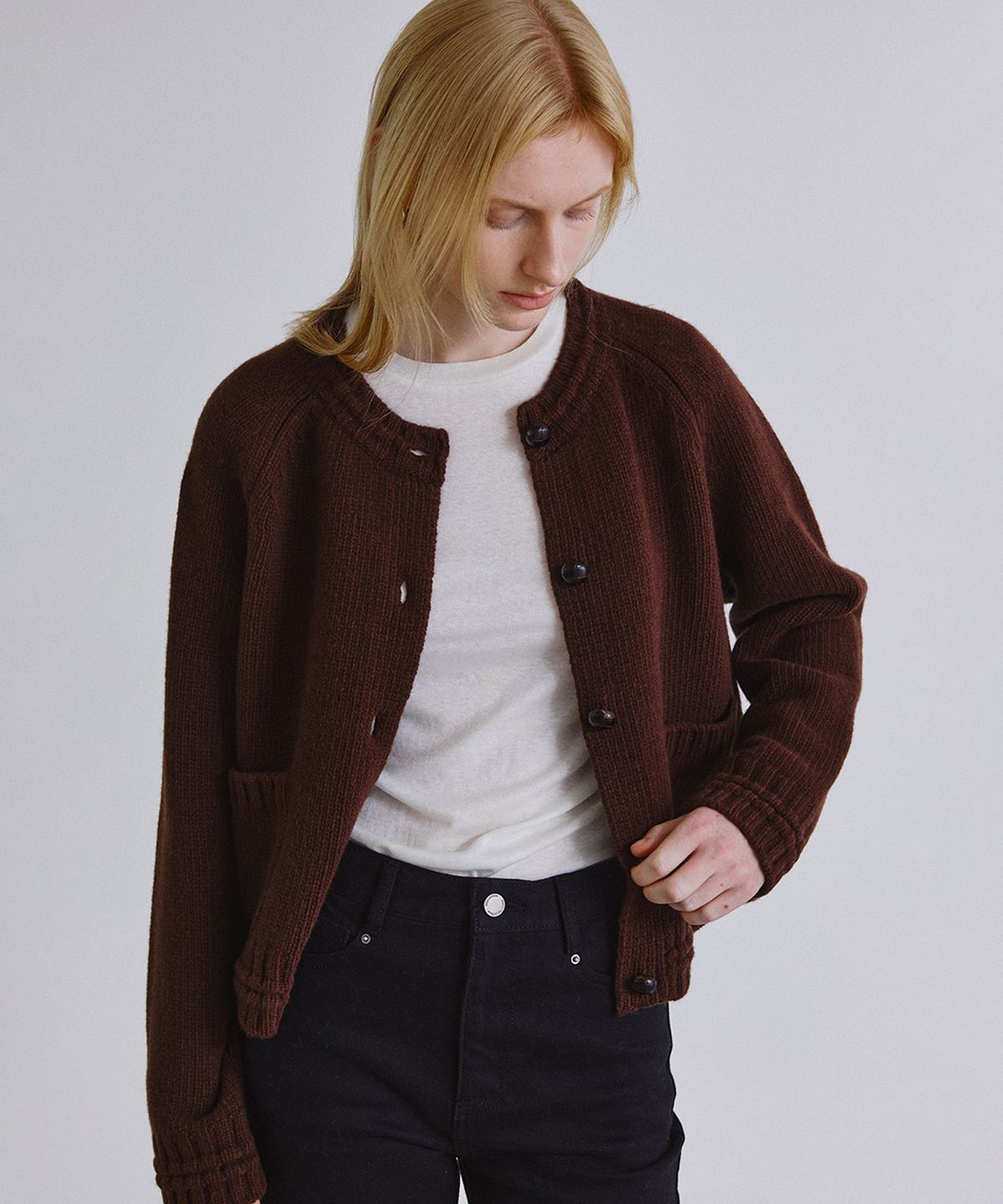 스텝어라운드(STEP AROUND) Rib line raglan cardigan_BROWN