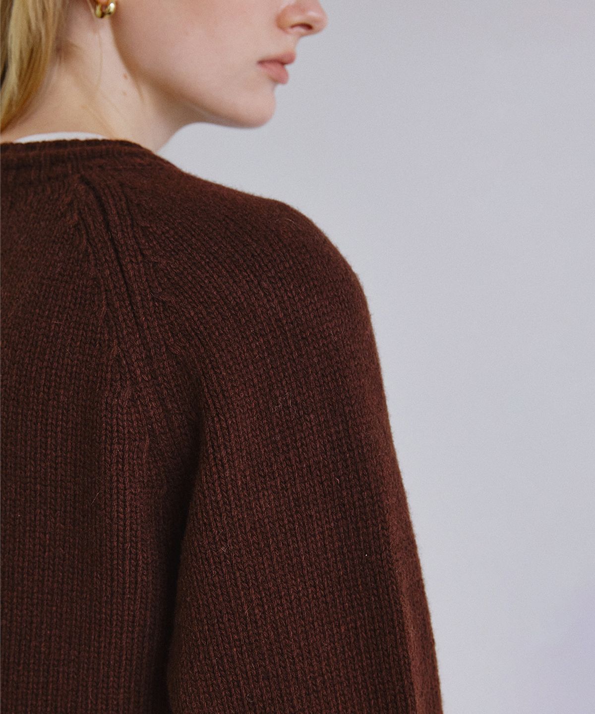 스텝어라운드(STEP AROUND) Rib line raglan cardigan_BROWN