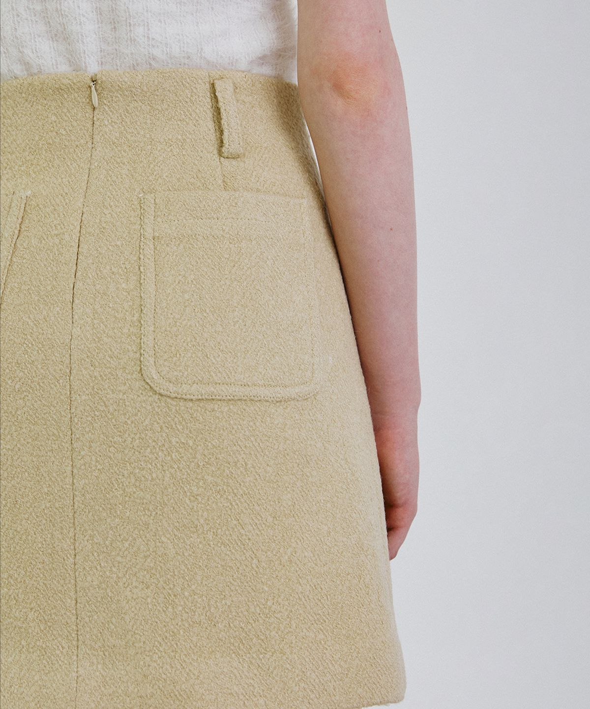 스텝어라운드(STEP AROUND) Boucle mini skirt_BUTTER