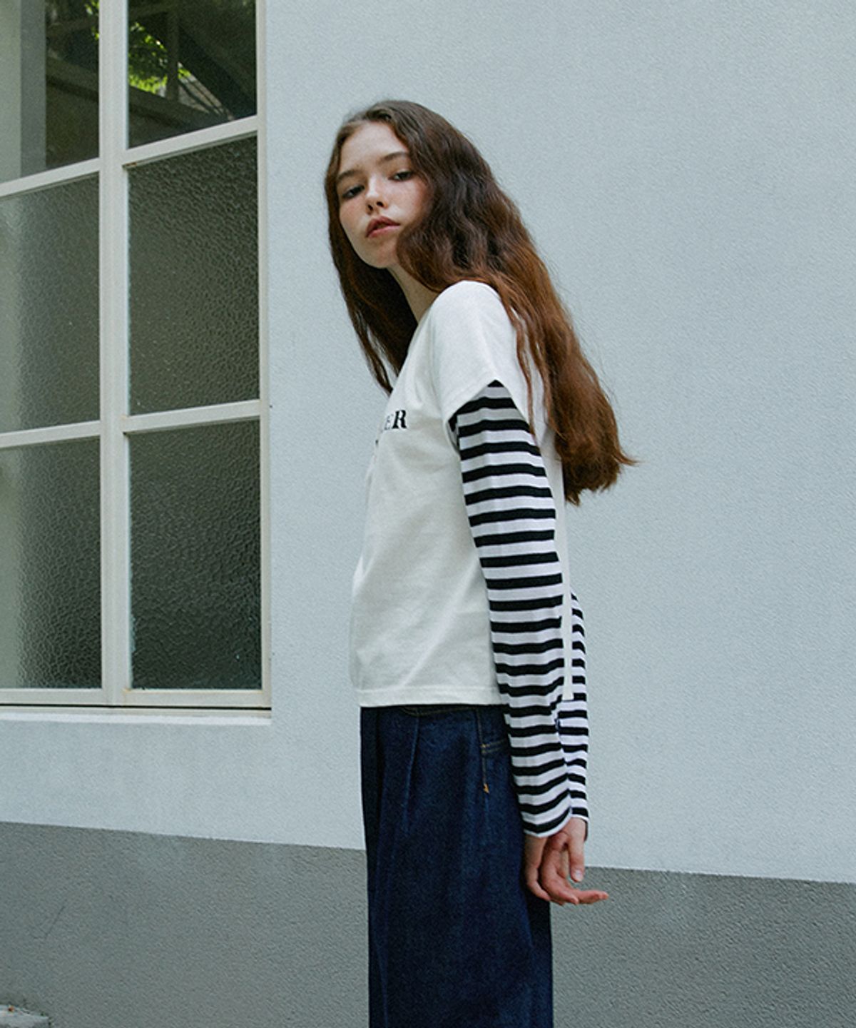 그린버터(GREENBUTTER) Layered playing card Tee (Ivory)