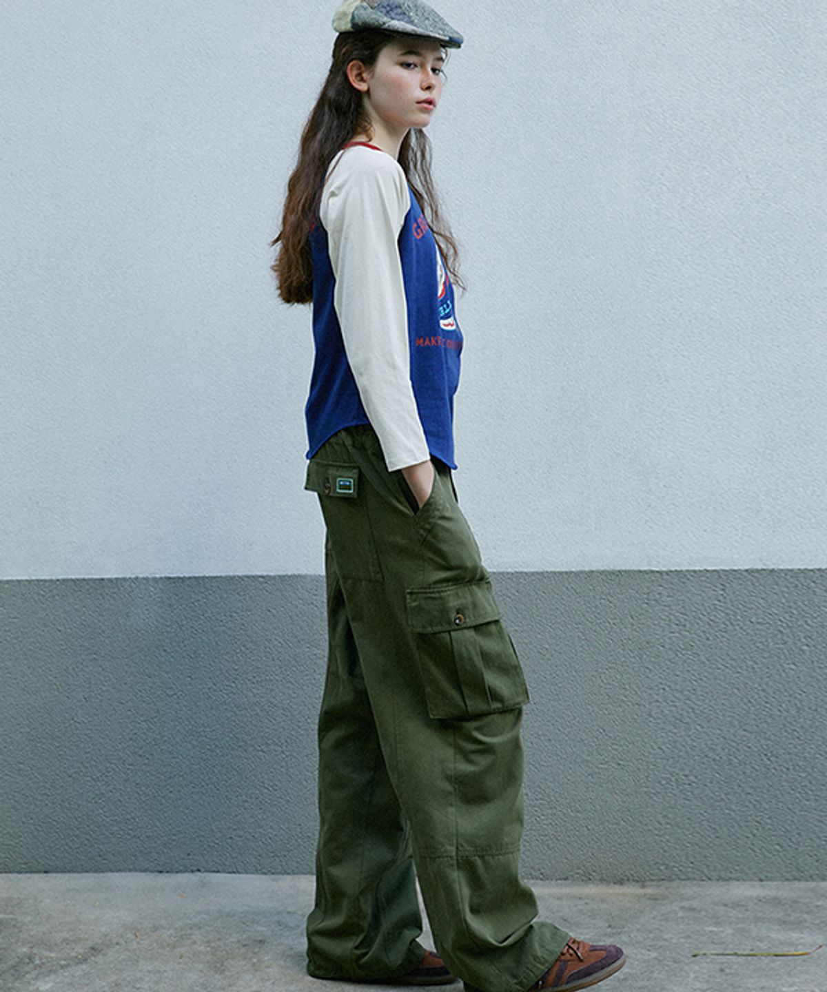 그린버터(GREENBUTTER) Drawstring Cargo Pants (Khaki)