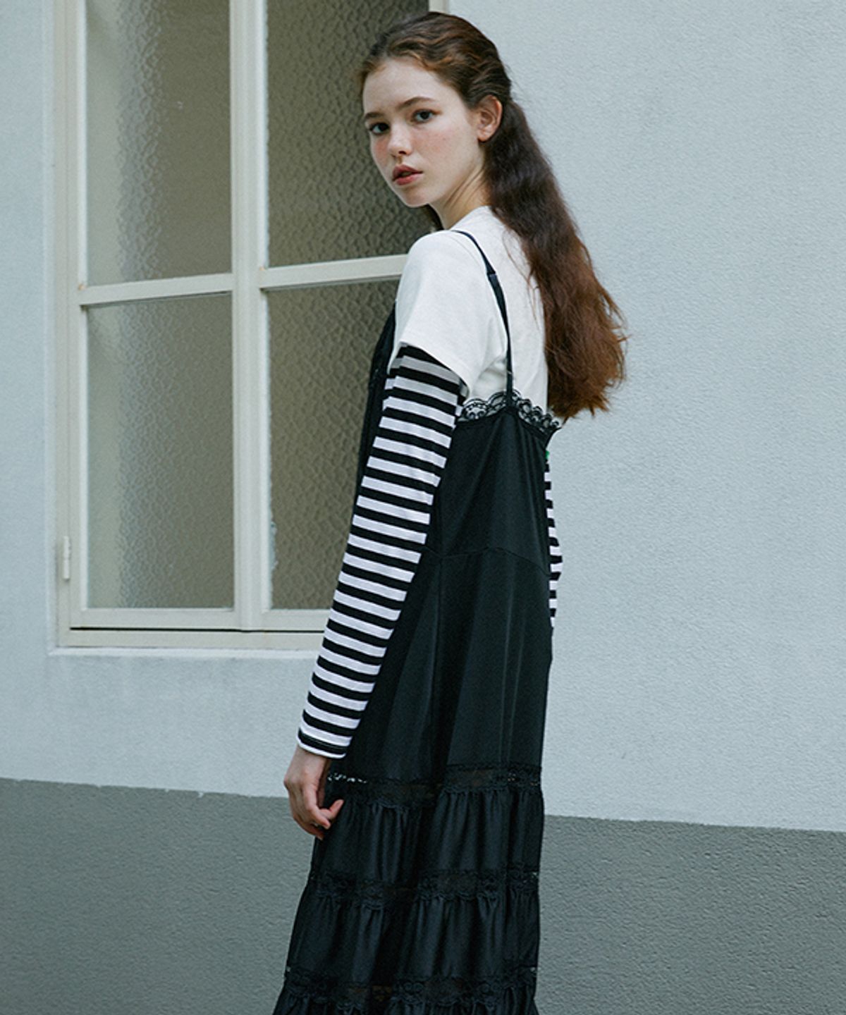 그린버터(GREENBUTTER) Shirring Lace Slip dress (Black)