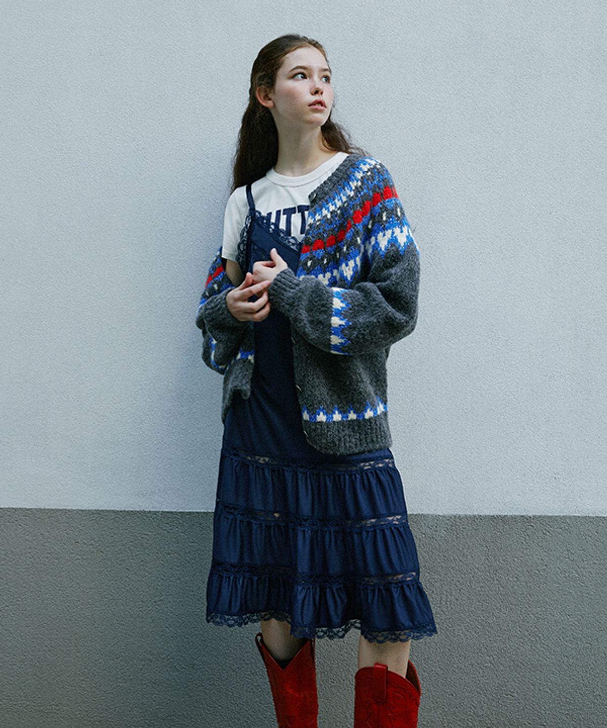 그린버터(GREENBUTTER) Metallic Yarn Nordic Cardigan (Charcoal)