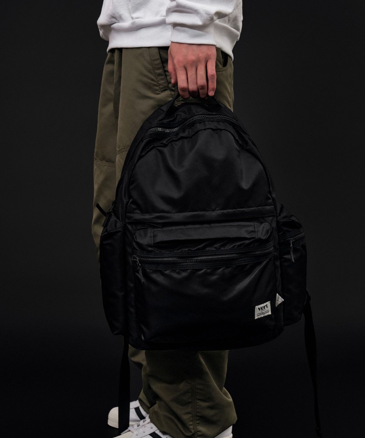 디미토(DIMITO) VERT SEOUL WORKER BACKPACK BLACK