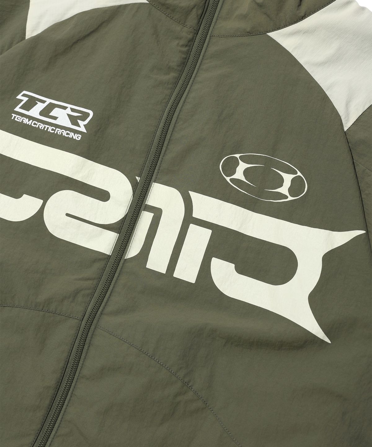 크리틱(CRITIC) TCR RACING LOGO SET UP JACKET KHAKI
