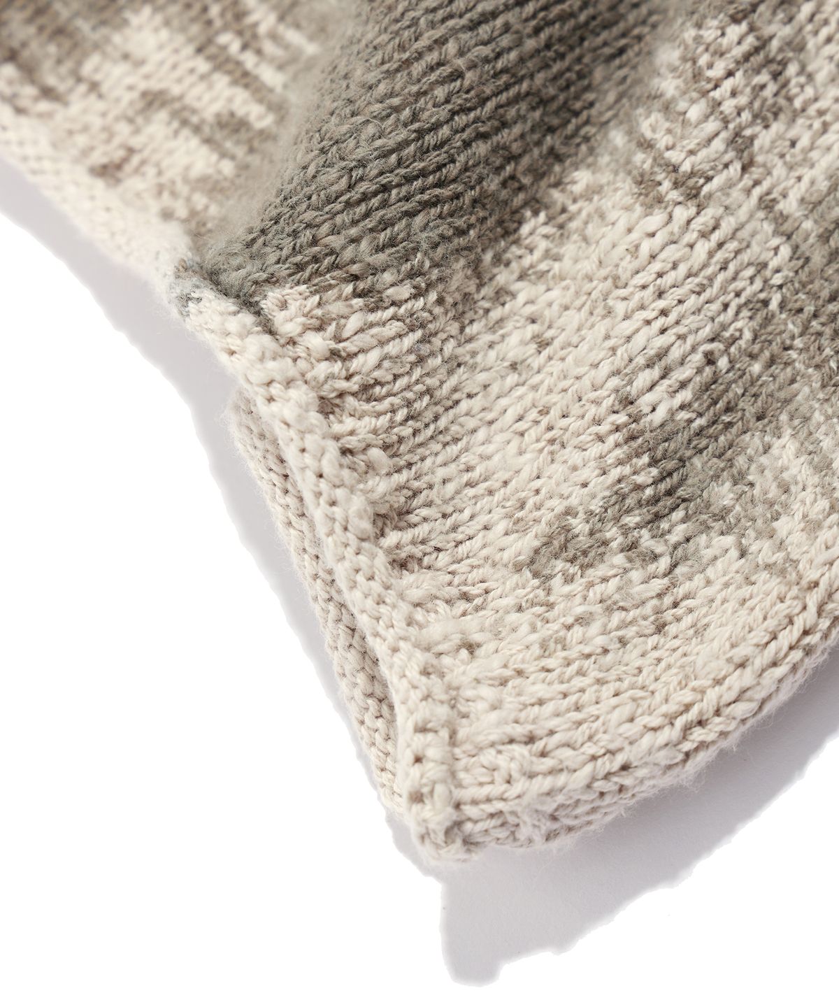 크리틱(CRITIC) VINTAGE WORMHOLE LONG SLEEVE KNIT IVORY