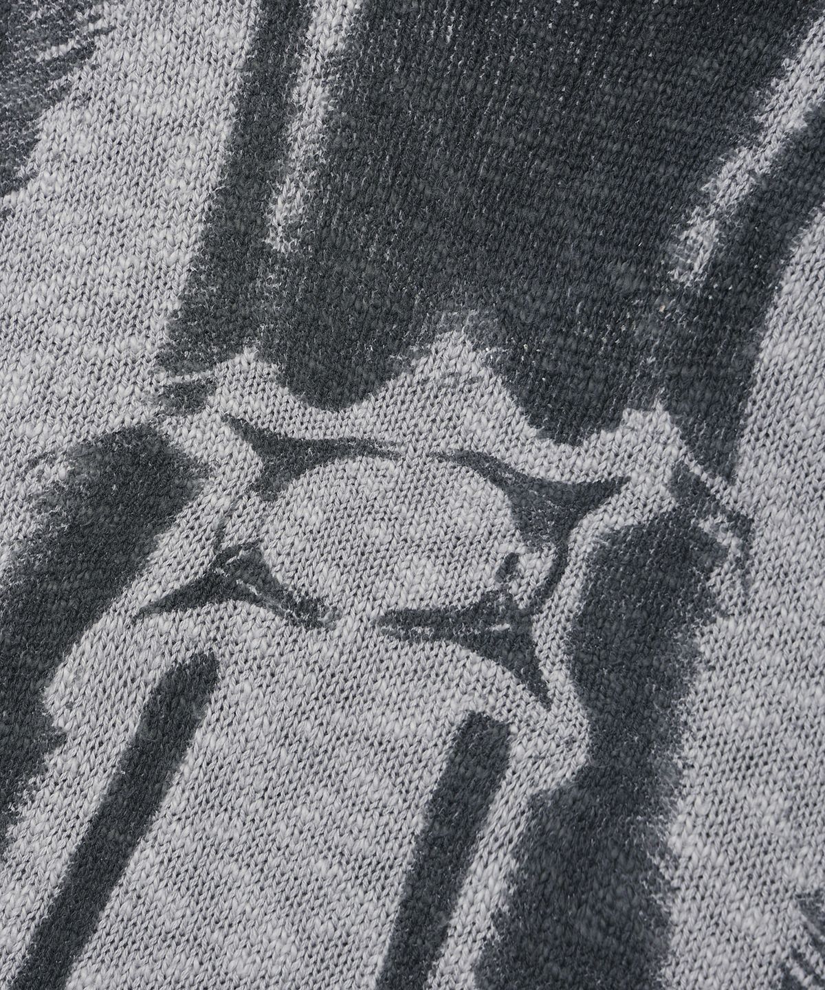 크리틱(CRITIC) VINTAGE WORMHOLE LONG SLEEVE KNIT GREY