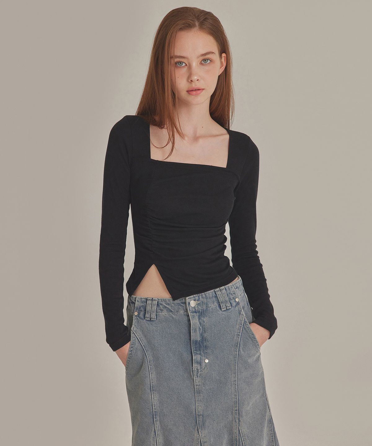 탑걸(TOPGIRL) SHIRRED ASYMMETRY SQUARE NECK TOP_T426TP112