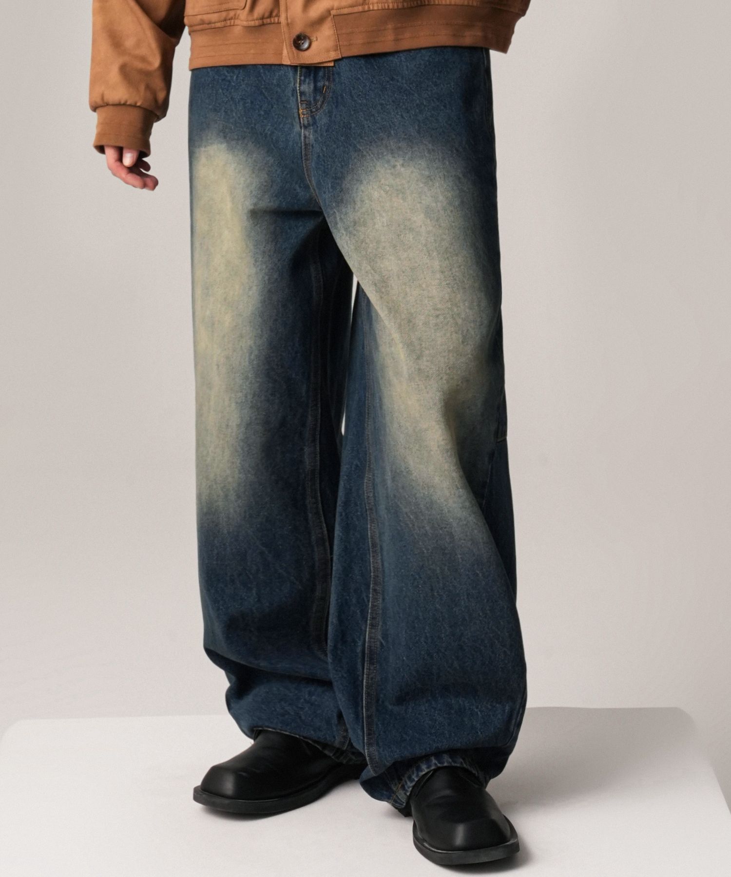 MUSINSA公式 | AVANDRESS Dart Tapered Pants DEEP BLUE