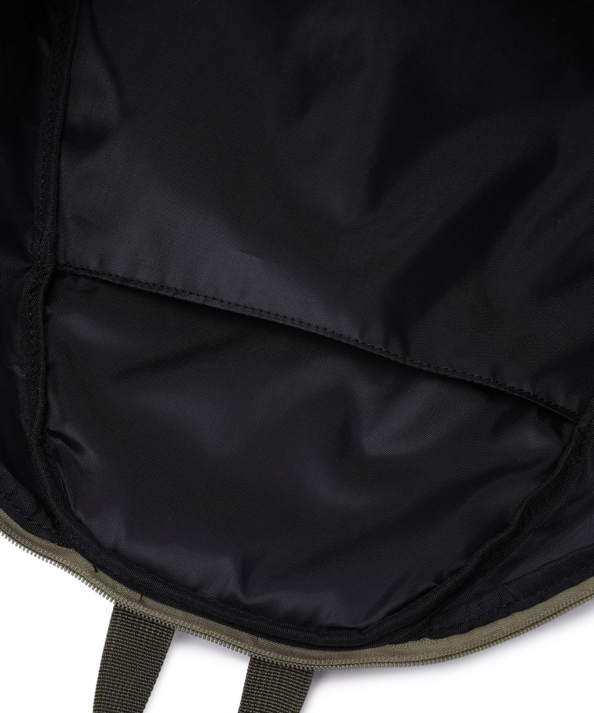 나이스고스트클럽(NICEGHOSTCLUB) NGC SPORTY SLING BAG_KHAKI(NG2EFUAB43A)