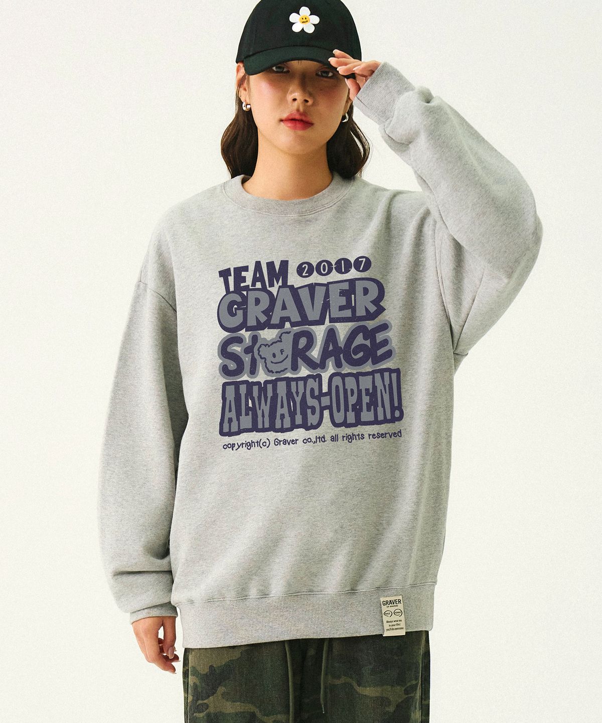 그레이버(GRAVER) [UNISEX]STORAGE 맨투맨_그레이