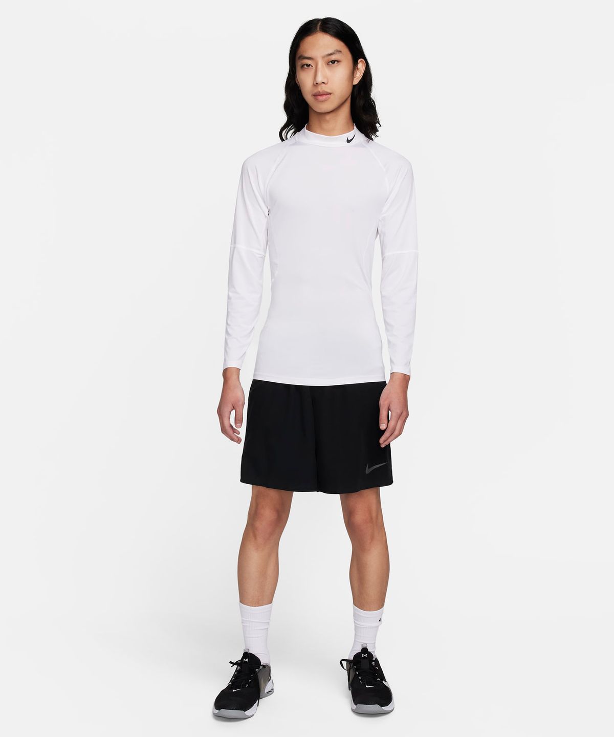 나이키(NIKE) 프로 드라이 핏 피트니스 모크넥 긴소매 탑 M - 화이트 / FB7909-100