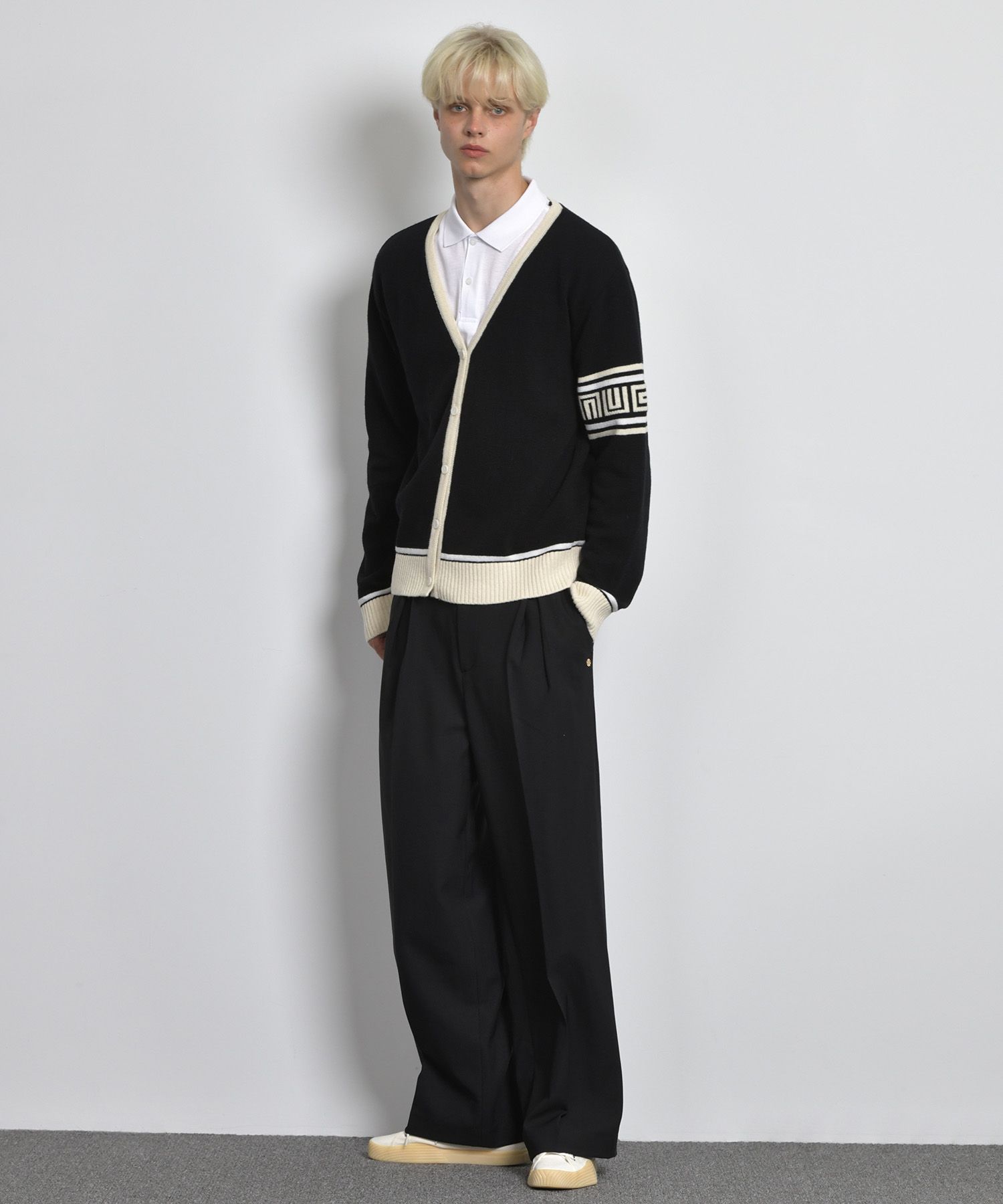 【2plan】Coz pin tuck half banding wide slacks ONE-TUCK HALF BANDING PANTS – ALAND USA