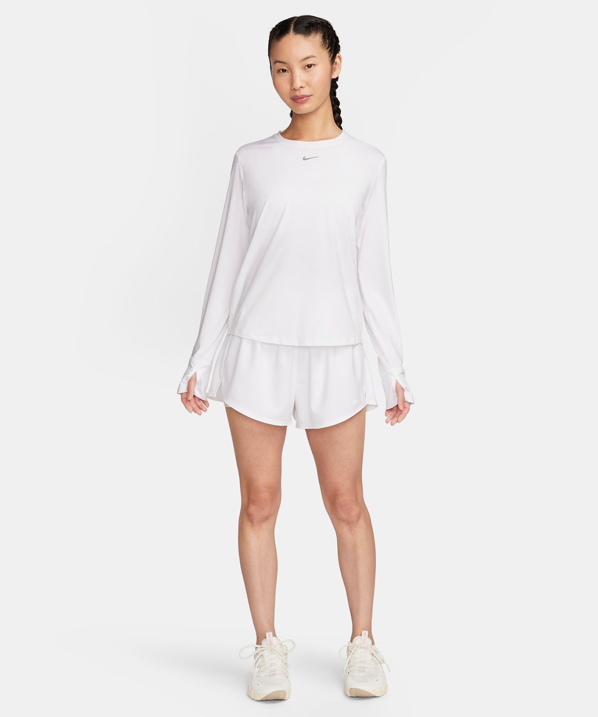 나이키(NIKE) 원 클래식 드라이 핏 긴소매 탑 W - 화이트 / FN2802-100