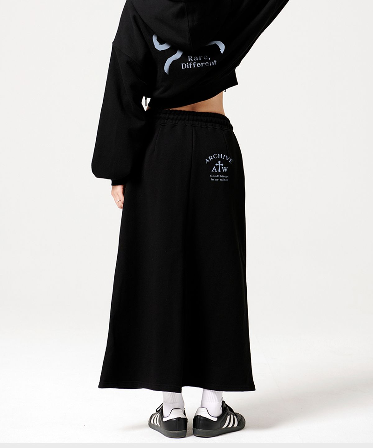 아티스트웨어(ARTISTWEAR) [세트상품] ATW 브링잇온 크롭 후드집업 + 브링잇온 롱스커트