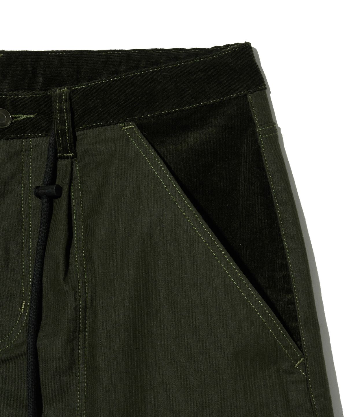 브라운브레스(BROWNBREATH) TAG CORDUROY CARGO PANTS - KHAKI
