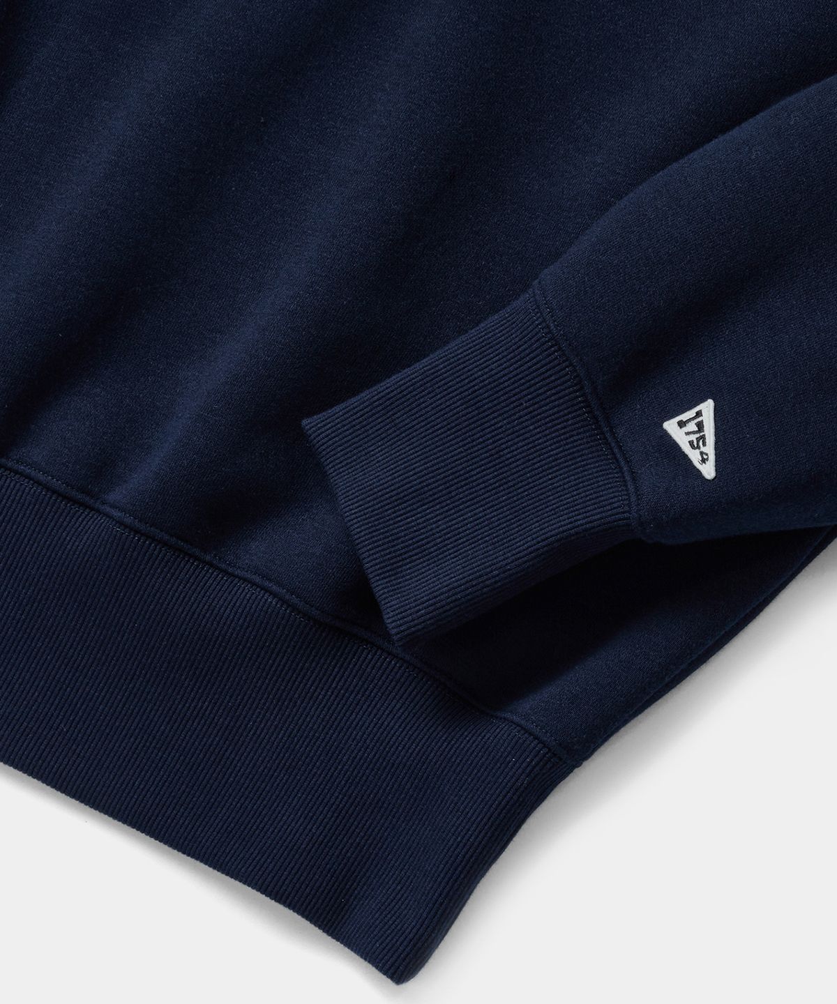 컬럼비아 유니버시티(COLUMBIA UNIVERSITY) CU SHIELD WOMEN FLEECE SWEATSHIRTS 다크네이비