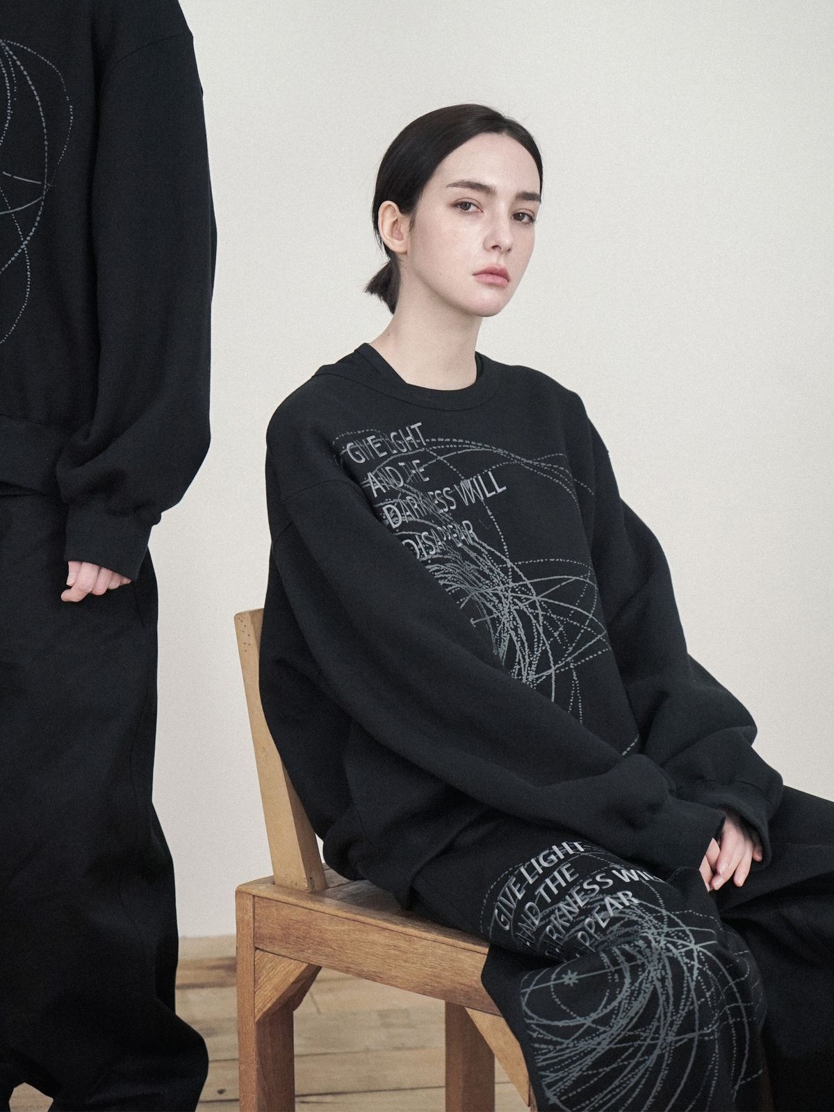 키류(KIRYU) CARL JUNG CREWNECK PULLOVER