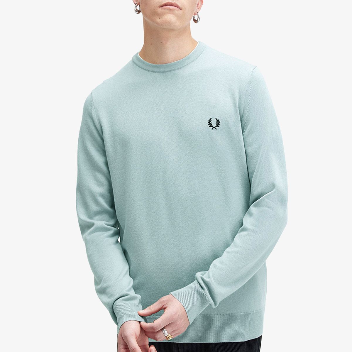 프레드페리(FRED PERRY) [Baseline] 클래식 크루넥 메리노울 니트 (X06) AFPM2439601-X06