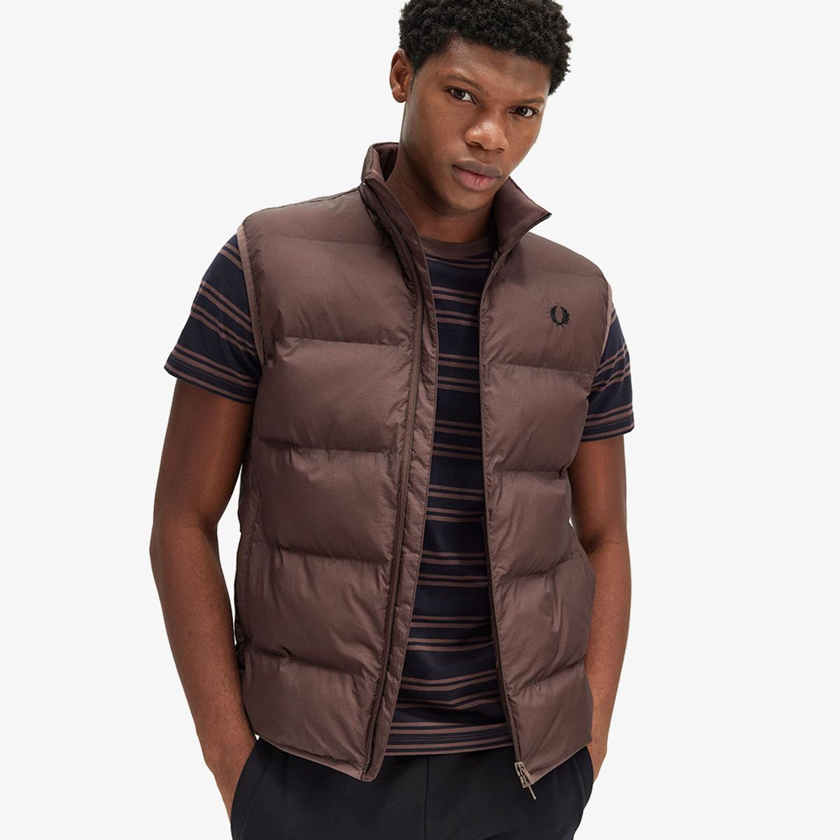 프레드페리(FRED PERRY) [Sport] 인슐레이티드 베스트 - 캐링턴로드브릭 AFPM2438522-U53
