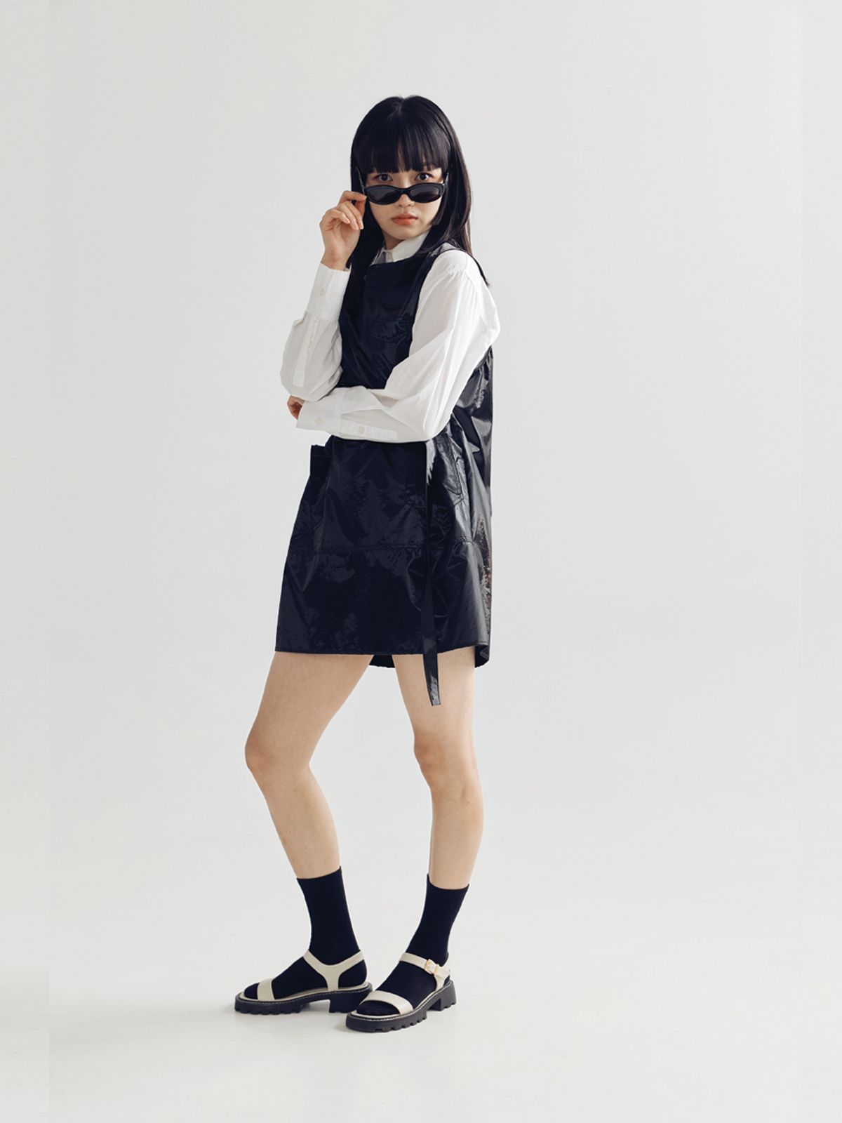 봄날 부티크(BOMNAL BOUTIQUE) 벨티드 쇼트  미니 드레스 _ 글로시
