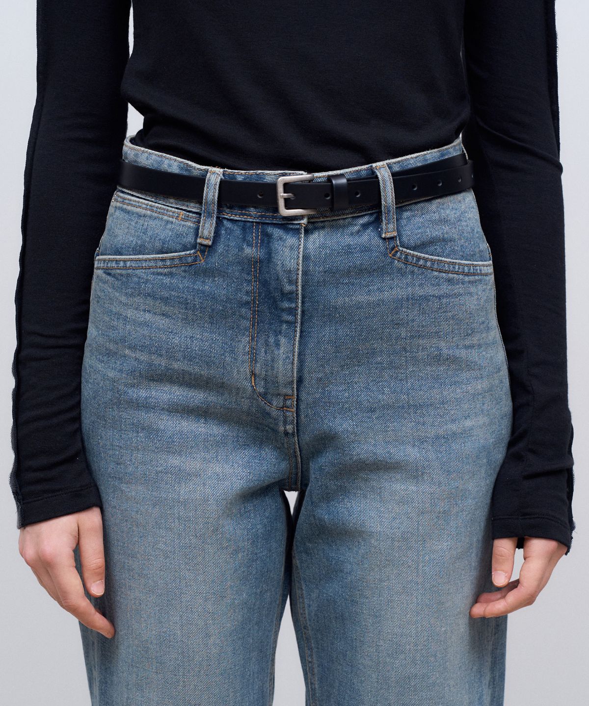 도프셉(DOFFSEPT) Square Basic Hard Leather Belt in Black