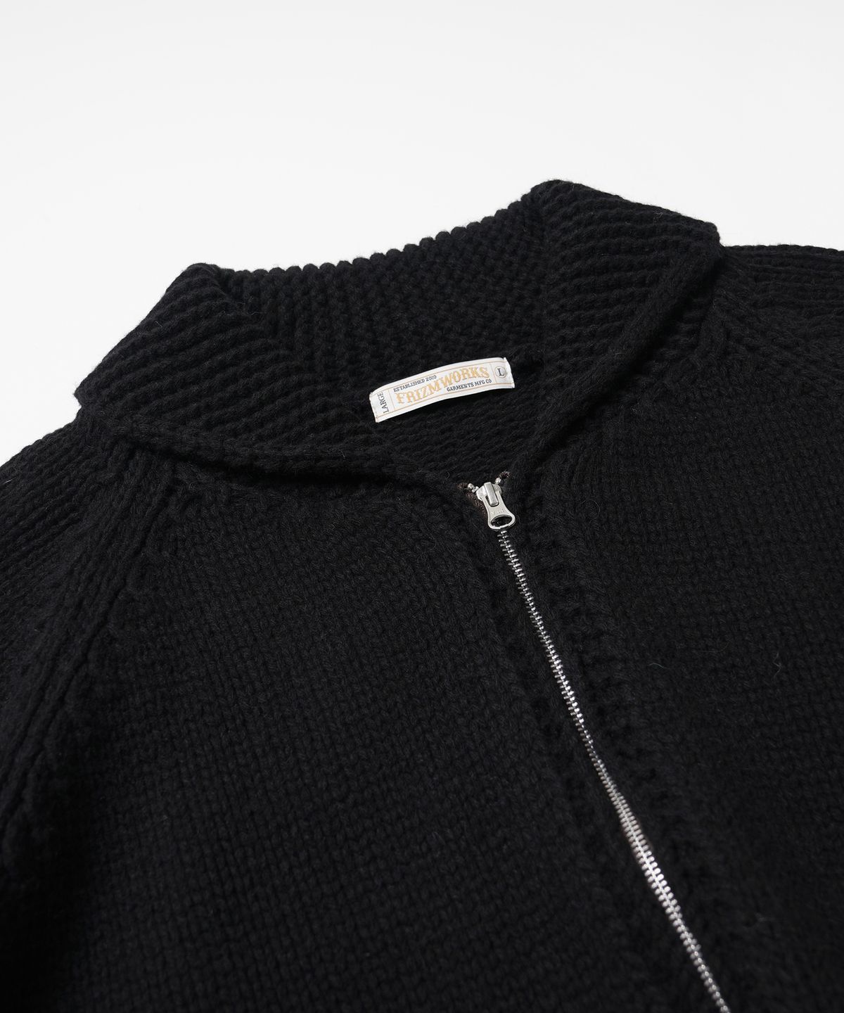 프리즘웍스(FRIZMWORKS) HEAVY COWICHAN ZIP UP CARDIGAN _ BLACK