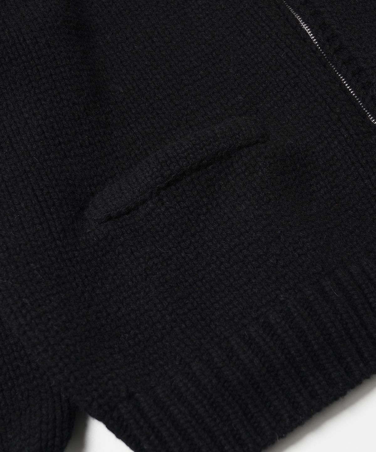 프리즘웍스(FRIZMWORKS) HEAVY COWICHAN ZIP UP CARDIGAN _ BLACK